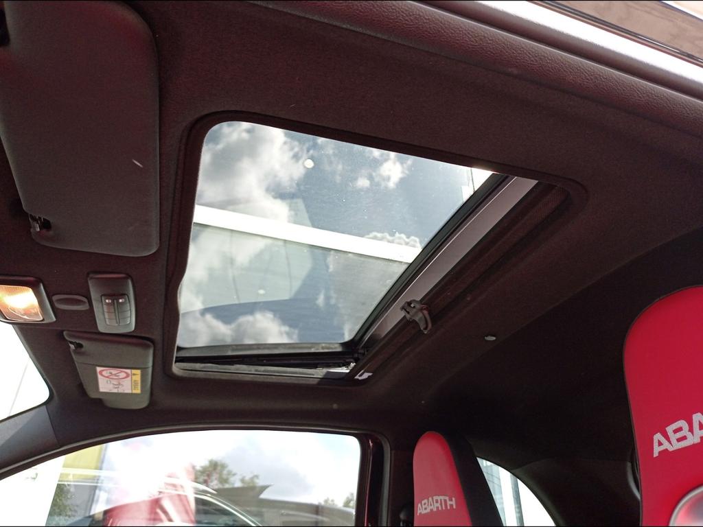 Abarth 595 Competizione