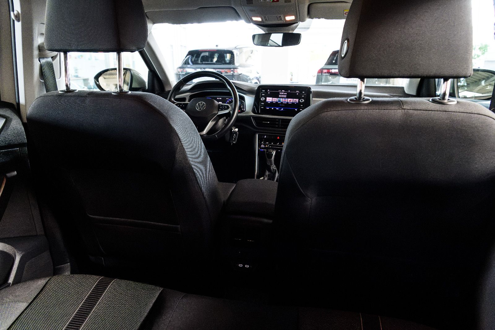 Fahrzeugabbildung Volkswagen T-Roc Life +LED+AW+Cockpit PRO+Park Assist+Ascot