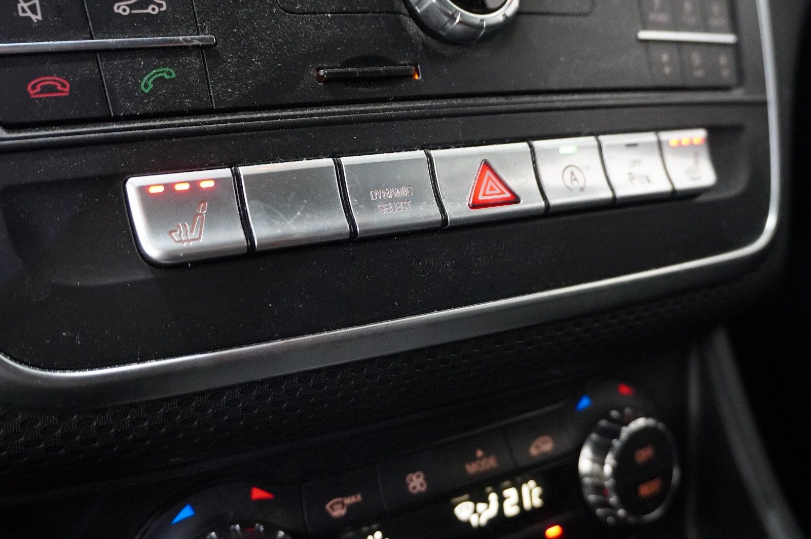 Fahrzeugabbildung Mercedes-Benz A 200 CDI AMG LINE NAVI/LED/KAMERA/SPORT/SHZ/PDC