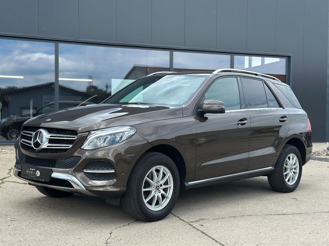 MERCEDES-BENZ GLE 350d 4Matic 360 Grad Kamer AHK LEDER 1.Hand