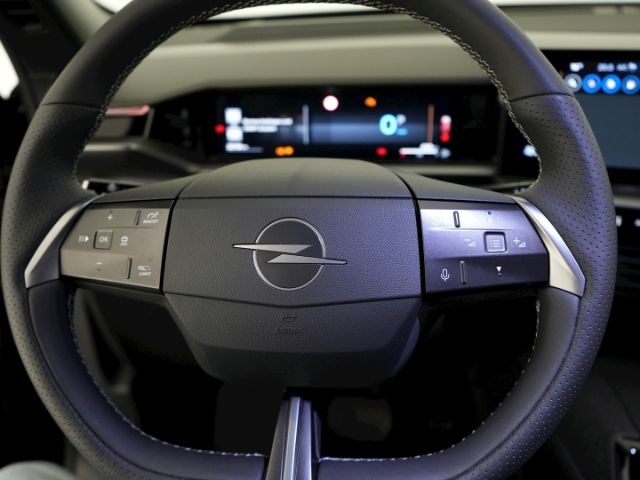 Grandland B GS HYBRID eDCT+LED MATRIX+NAVI+360 G