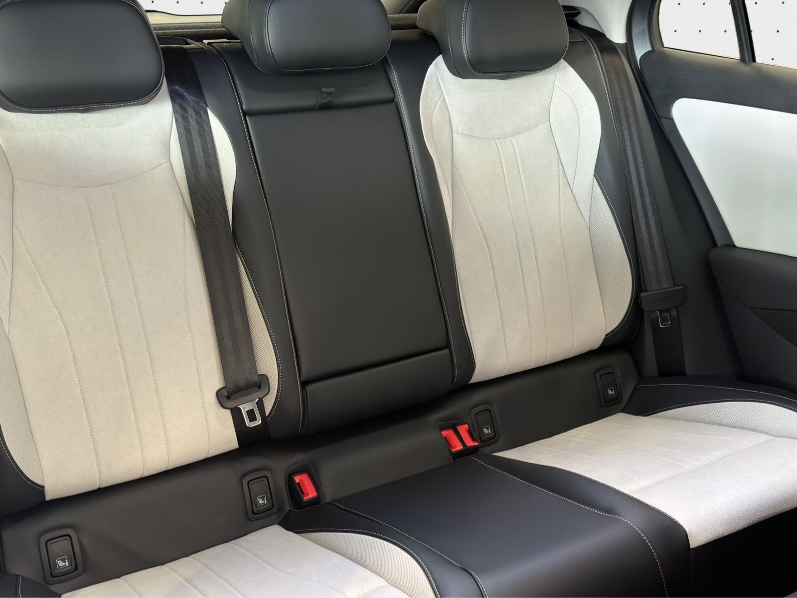 Volkswagen T-Roc - Bild 16