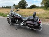 Harley-Davidson Road King Classic in Black Cherry - HARLEY-DAVIDSON 2005 ROAD KING