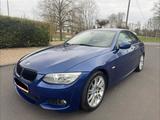 BMW 330 3 Coupe 330i - BMW 330 mit Benzin-Antrieb: Coupe, Schaltgetriebe