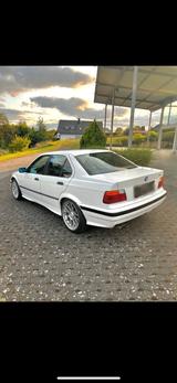 BMW E36 325i Limousine Oldtimer aus 1. Han... - BMW 325: 325i E36