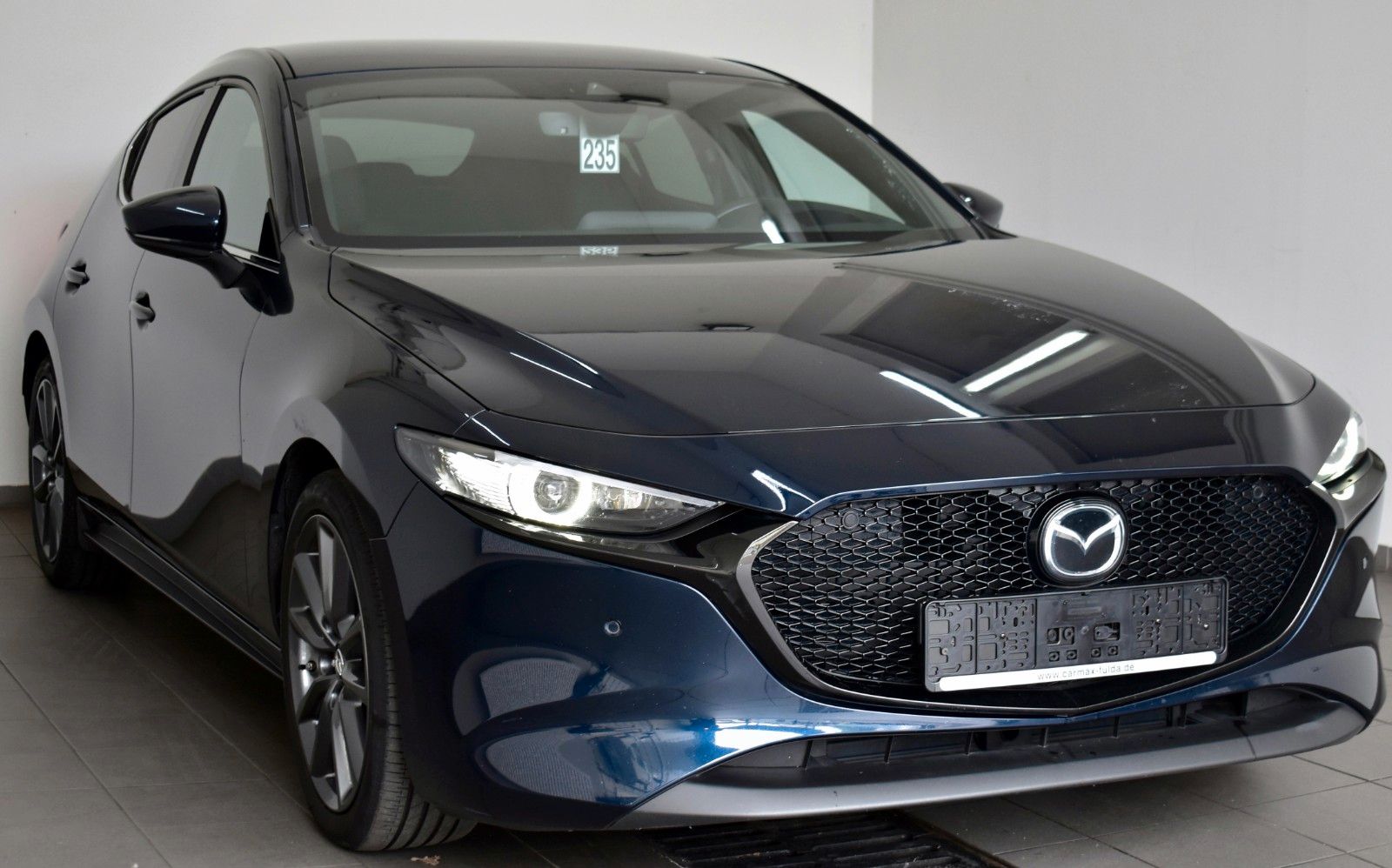 Fahrzeugabbildung Mazda 3 Lim. Selection Navi,LED,SH,PDC,Kamera,Head-Up