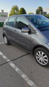 Mercedes-Benz Automobile - : Automobile