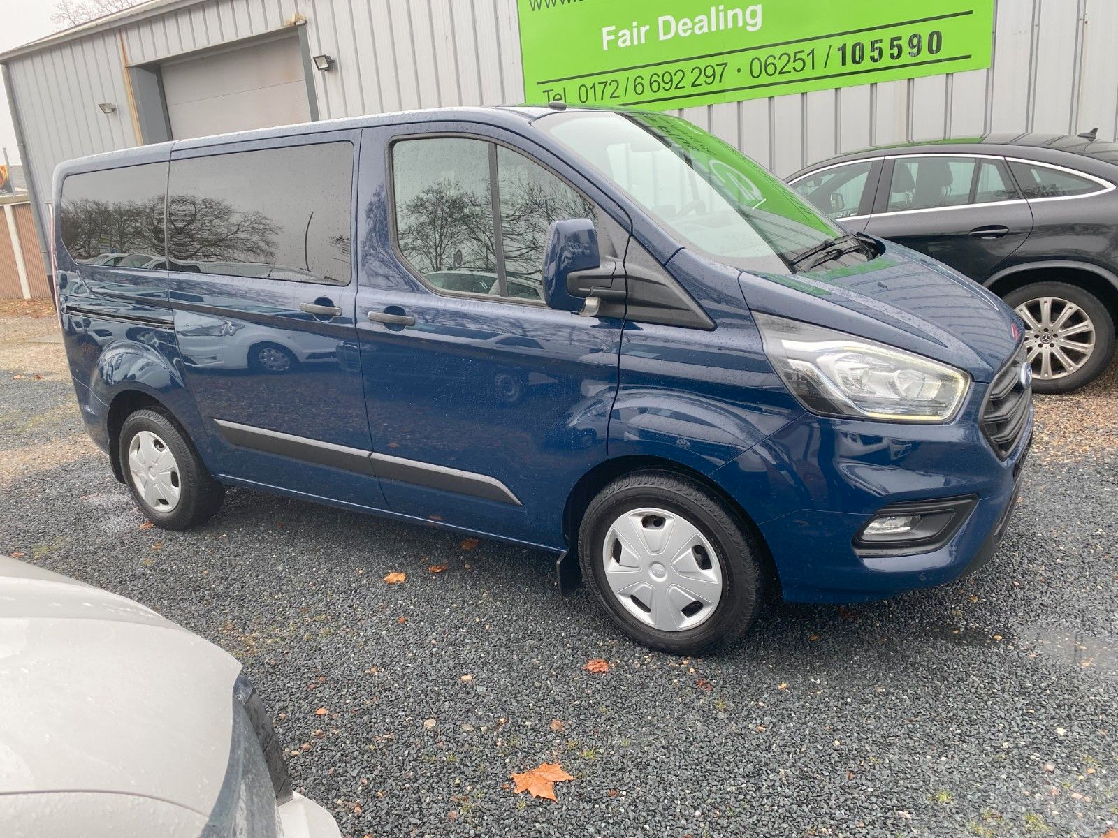Fahrzeugabbildung Ford Transit/TourneoCustom Kombi 320 L1 Trend,9Sitze