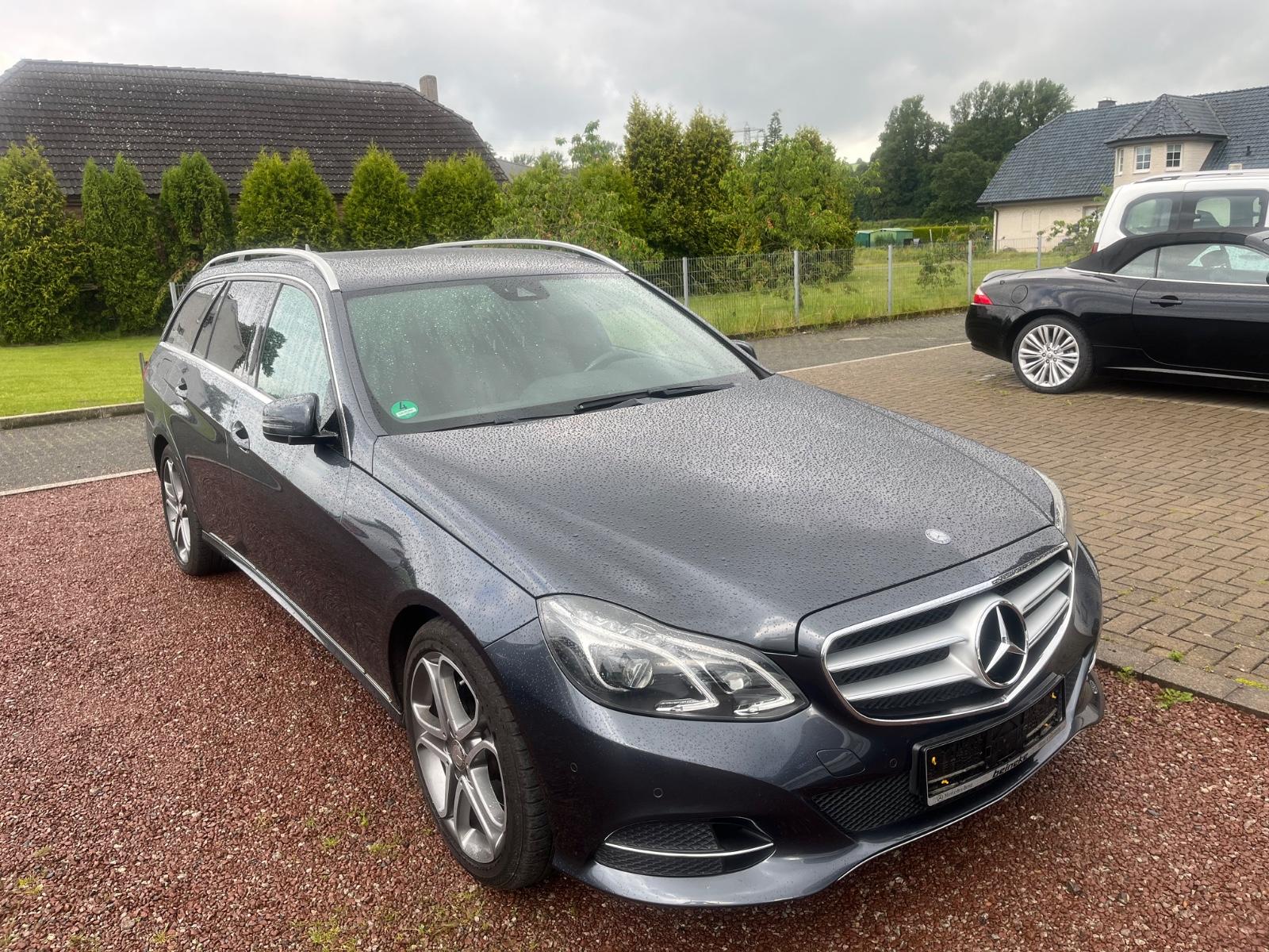 Mercedes-Benz E 200  T-Modell CGI,Blue Eff.,Schiebed.,Avantg.