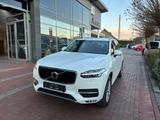 Volvo XC90 T5 AWD Momentum LED Standhzg RCam 7-Sitze - gebrauchte Volvo XC90 aus dem Jahr 2018