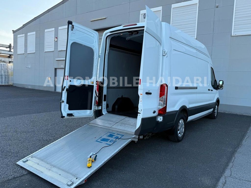 Image of Ford Transit