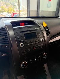 KIA Sorento - 9