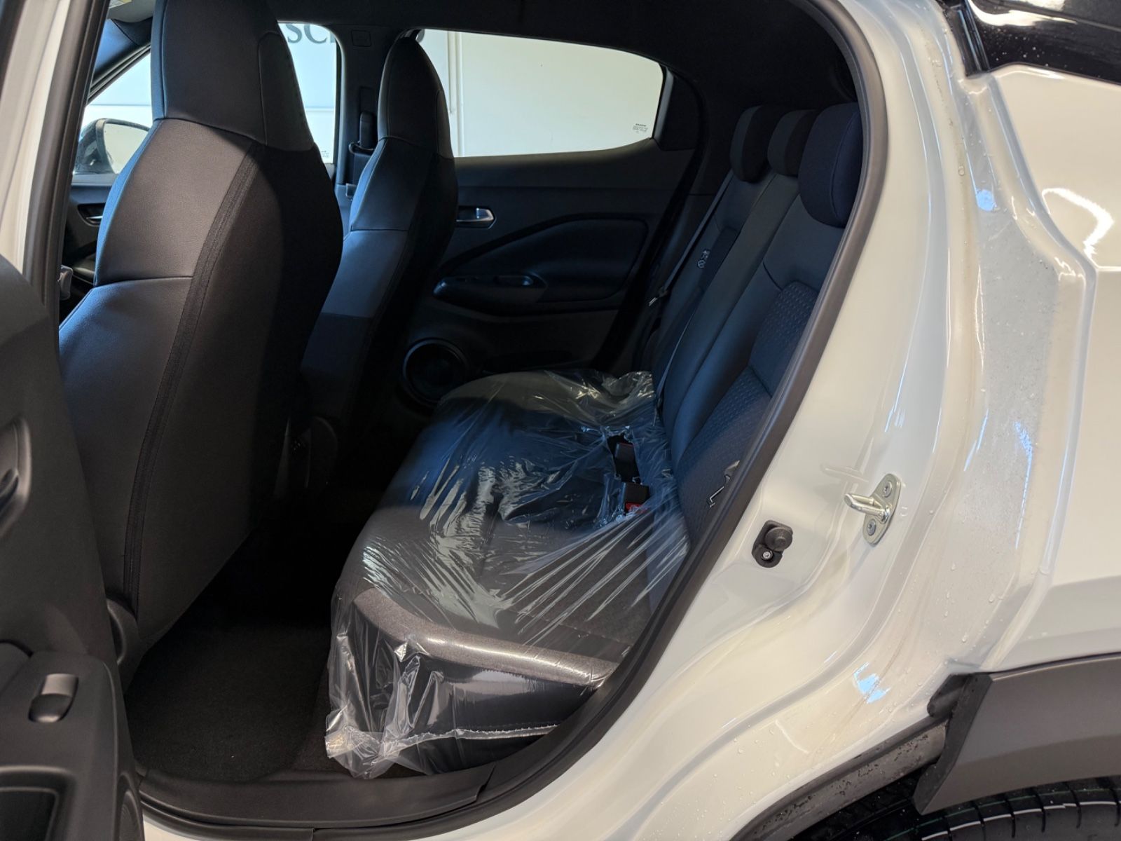 Fahrzeugabbildung Nissan Juke Hybrid N-Connecta Automatik, Winter-P.,Navi