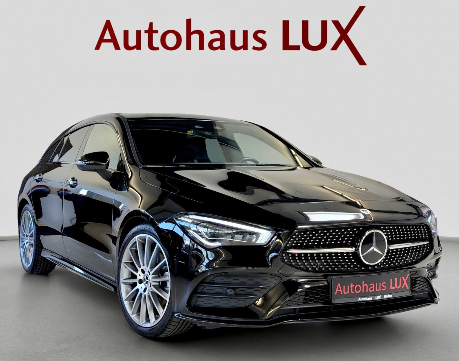 MERCEDES-BENZ CLA 220 D*AMG LINE*AMBIENTE*DISTRONIC*NIGHT*LED*