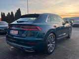 Audi Q8 50 TDI Quattro S-LINE PANO AHK STANDH. - blaue Audi Q8
