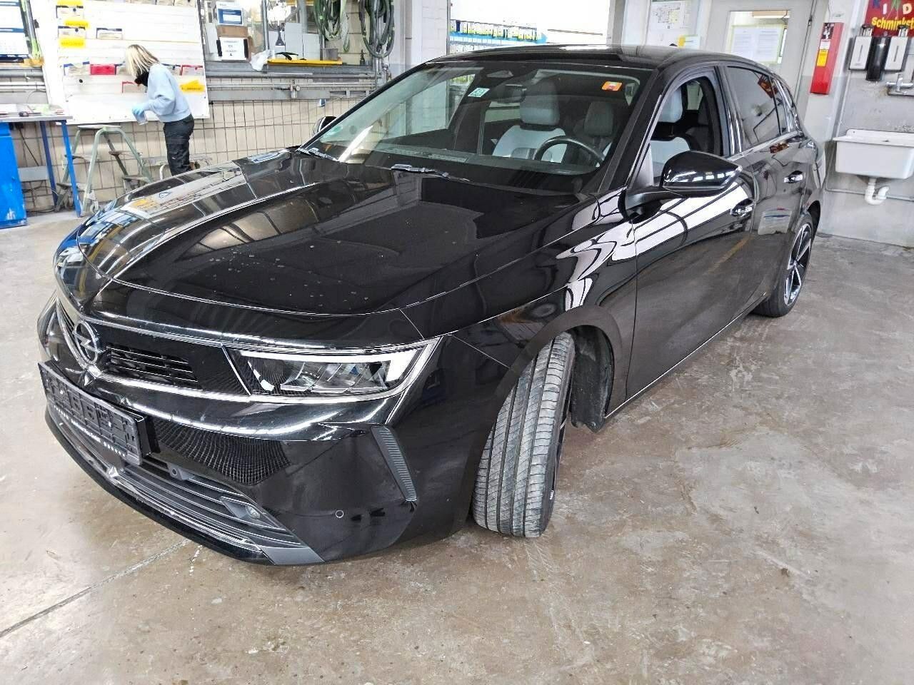 Fahrzeugabbildung Opel Astra L Lim. 1.6 HYBRID ELEGANCE NAVI/LED/KAMERA