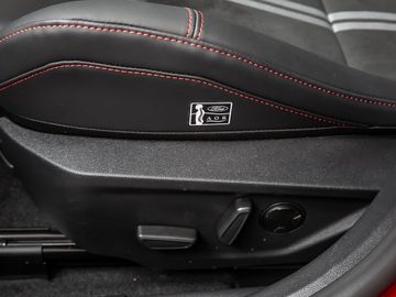 Ford Focus Turnier ST X Fahrerassistenz-Paket Navi