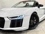 Audi R8 Spyder 5.2 FSI plus quattro 32TKM CARBONPAKET - gebrauchte Audi R8 aus dem Jahr 2018