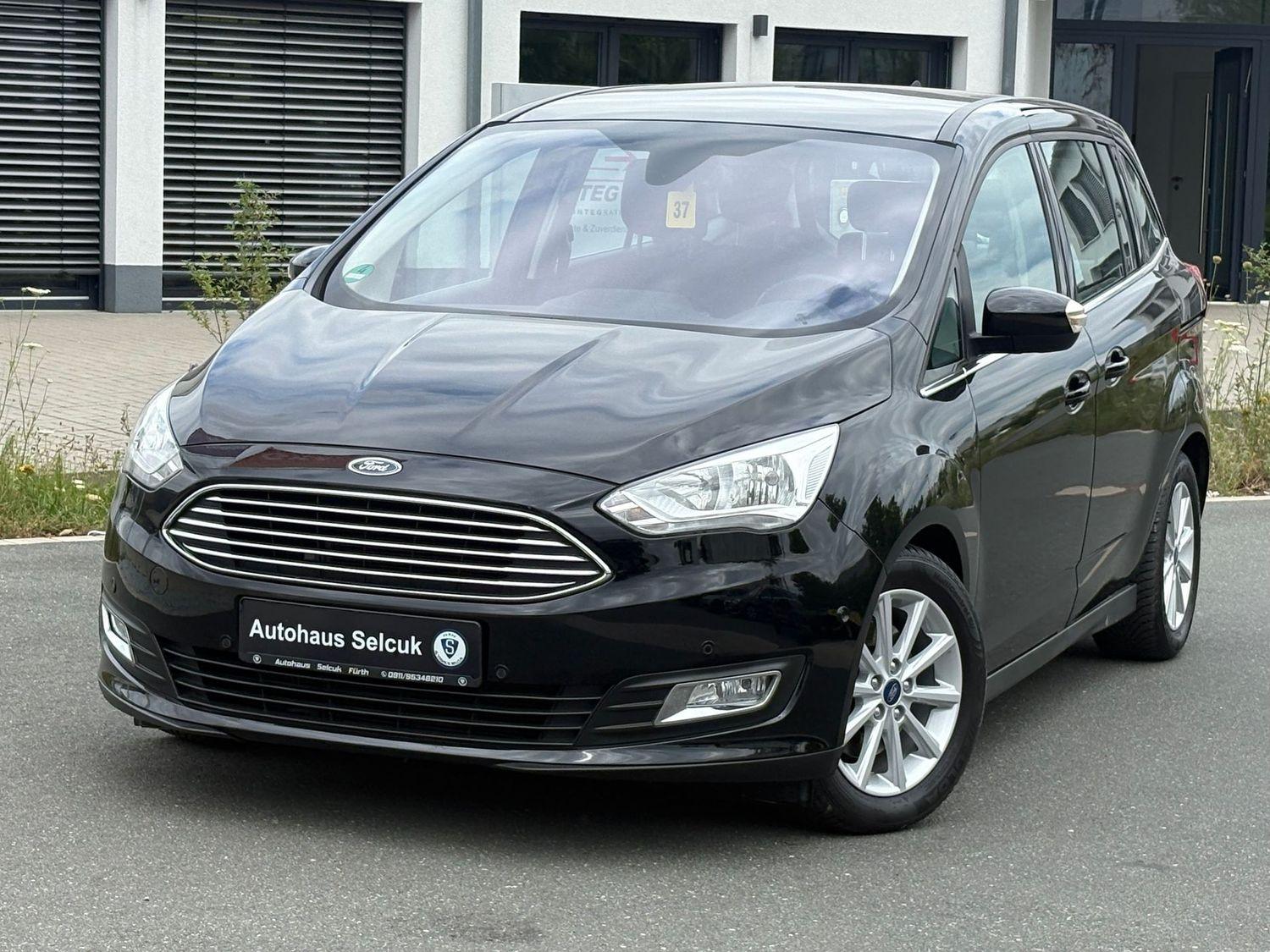 Ford Grand C-Max Titanium *7-Sitzer*Navi*PDC*SHZ*Pano