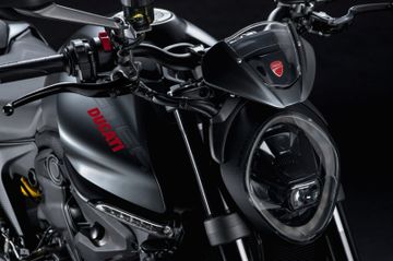 Ducati Monster Plus + *sofort verfügbar*