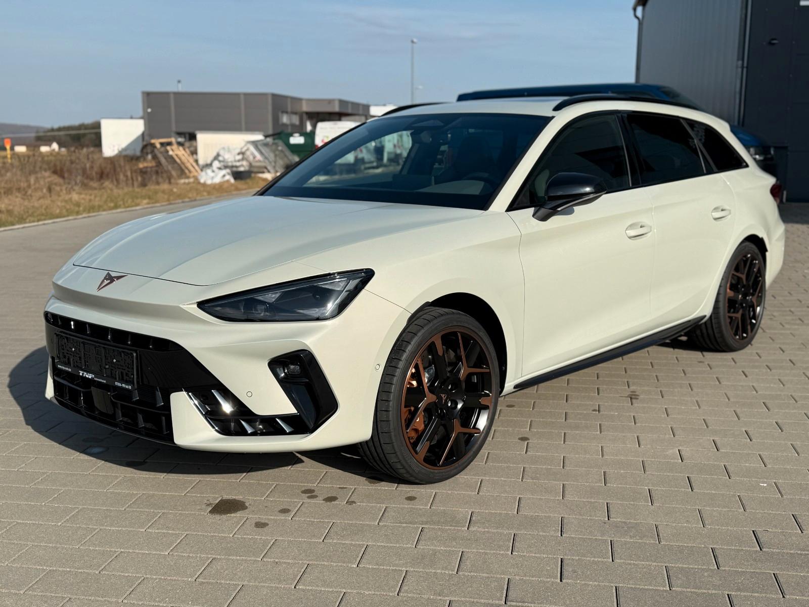 Cupra Leon 2.0 TSI VZ EXTREME +AHK+PANORAMADACH