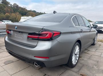 BMW 520 - 5