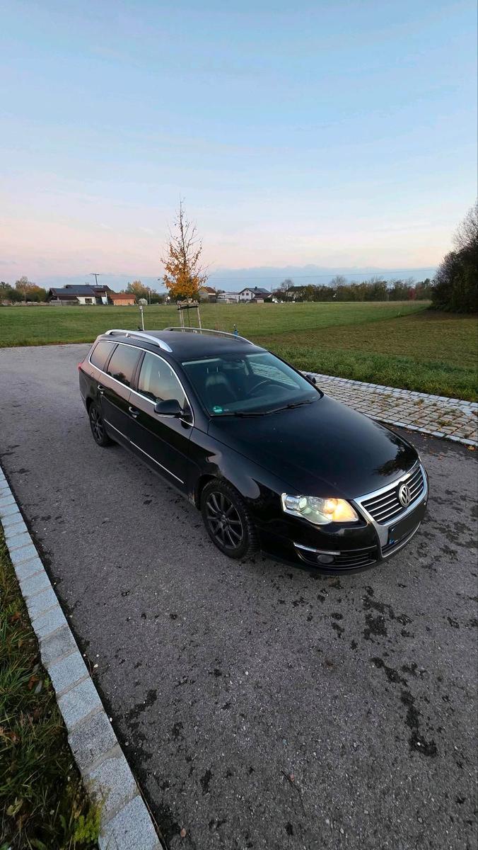 Volkswagen Passat 2010 — вигляд ззаду