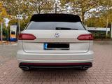 Volkswagen Touareg 3.0 V6 TDI 210kW 4MOT Tiptr. R-Line ... - VW Touareg Gebrauchtwagen in Bochum