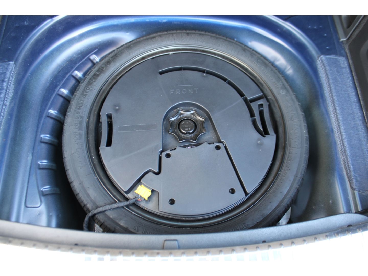 Fahrzeugabbildung SEAT Leon 300 4Drive Cupra Remus H&R DSG ACC LED Pano