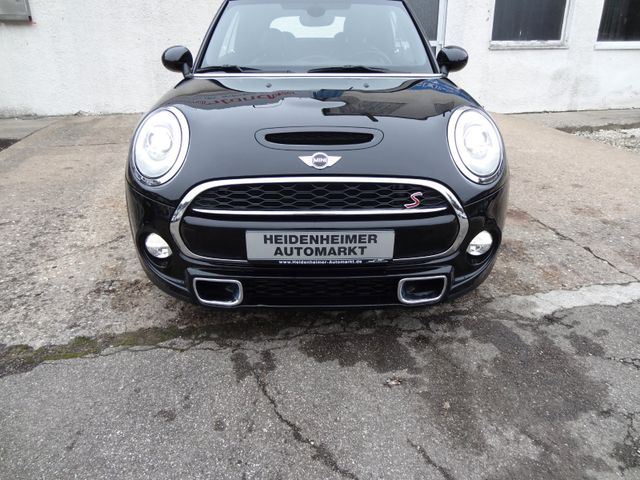 Fahrzeugabbildung MINI Cabrio Cooper S/1.Hd/Leder/Navi/PDC/51TKM/
