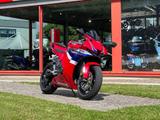 Honda CBR600RR  - HONDA CBR