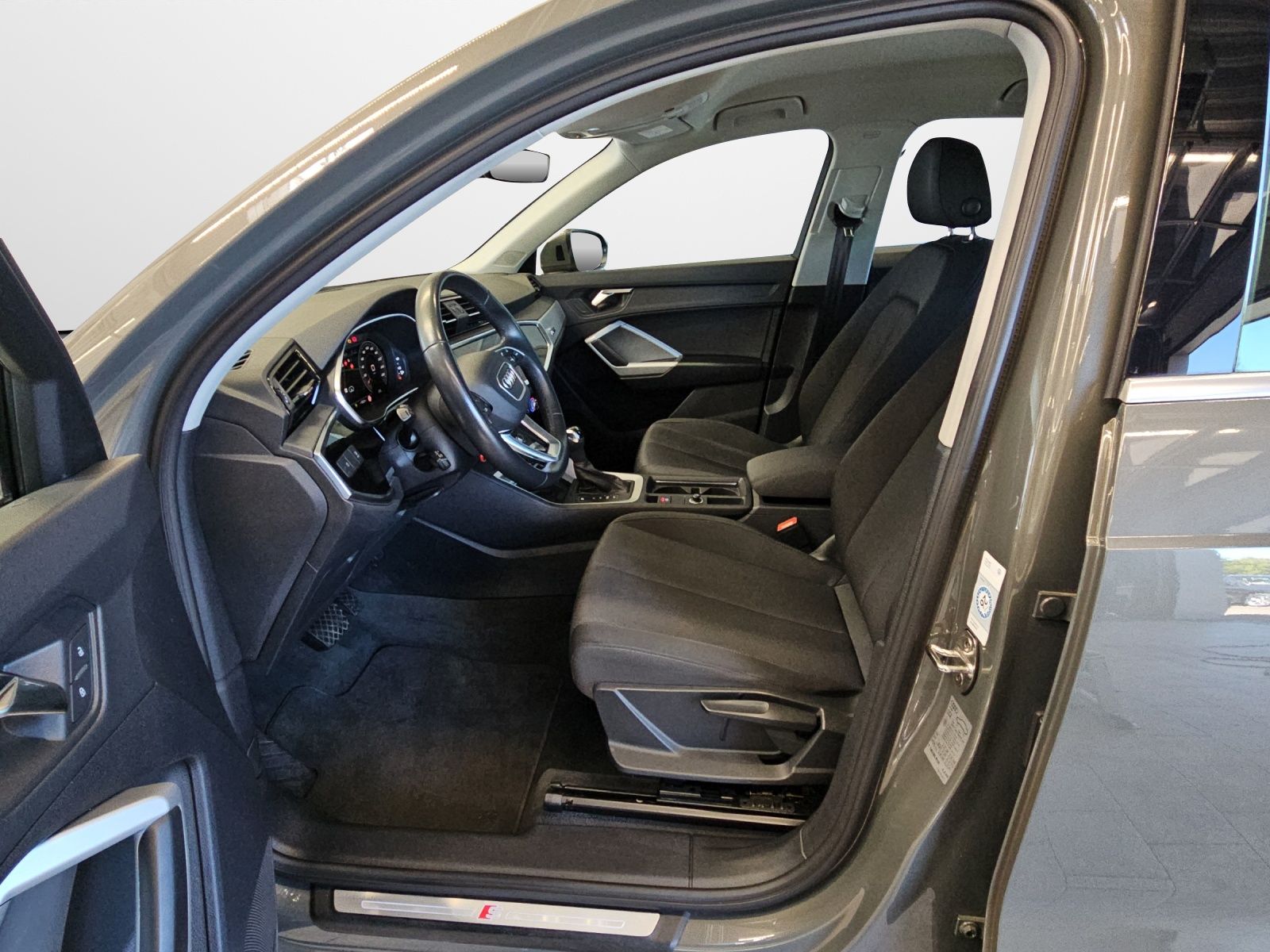 Audi Q3 35 TFSI S tronic S line NaviPlus AHK Kamera S foto 7