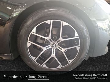 Mercedes E 200 - 5