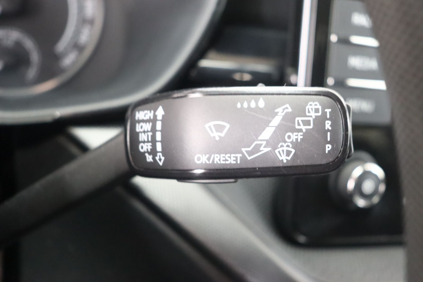 Fahrzeugabbildung SKODA Fabia 1.0 MPi * 1.Hd * LED * Klima