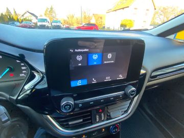 Bild 12 Ford FIESTA COOL & CONNECT