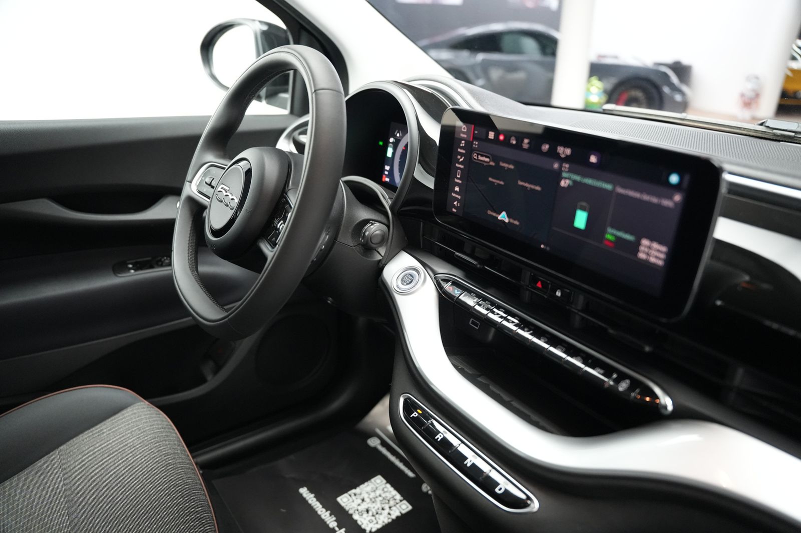 Fahrzeugabbildung Fiat 500 Icon 42 Kwh *KeylessEntry*Navi*LED*Kamera