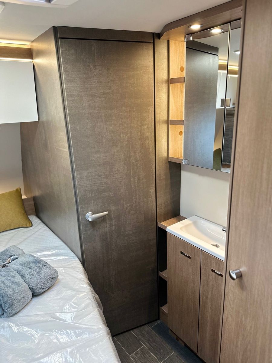 Fahrzeugabbildung Tabbert Senara 490 TD 2.3 Premium Interieur Exterieur