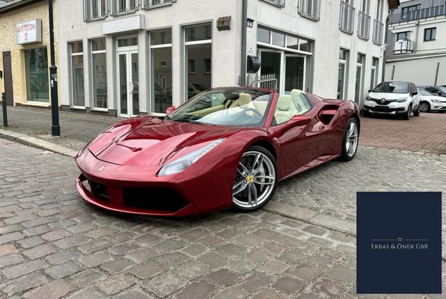 Ferrari 488 Spider LIFT*KAM*JBL*SHZ*KLAPPENAUSPUFF*XENON