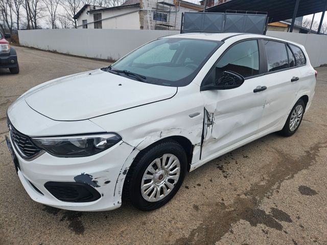 Fiat Tipo Mirror