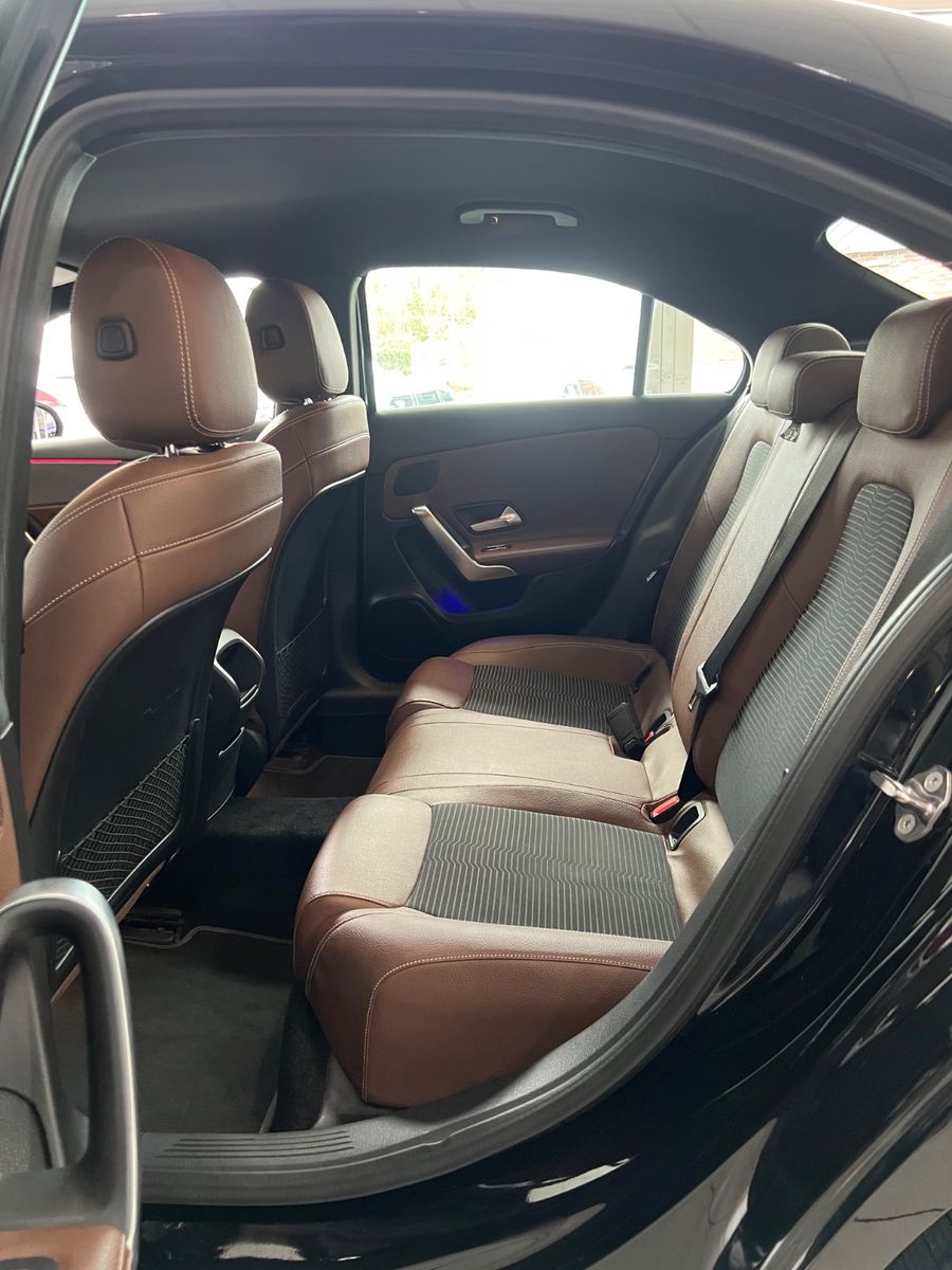 Fahrzeugabbildung Mercedes-Benz A 200 Lim. *AMBIENTE*LEDER-BRAUN* Exclusive *