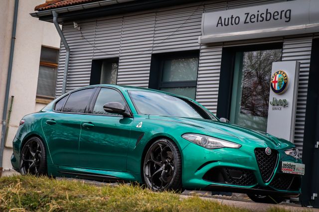 Fahrzeugabbildung Alfa Romeo Giulia QV 2.9 V6 Carbon Bremse Sparco Sitz Assip