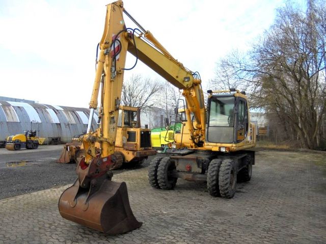 Komatsu PW 130ES-6K