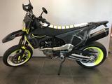 Husqvarna 701 Supermoto  " YELLOW EDITION - SUPERMOTO