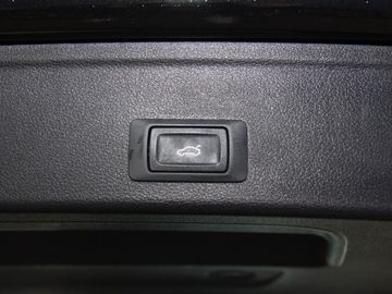 Audi A4 Avant 40 TDI S-line Optik blackLEDNAVIPANO
