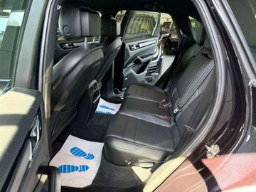 Porsche Cayenne - 12