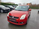 Suzuki Swift Lim. Club - Suzuki Swift mit Benzin-Antrieb: Orange