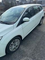 Ford Focus Tunier 1.6 TDCI 95 PS Euro 5 Kombi - Ford Focus Tunier Gebrauchtwagen