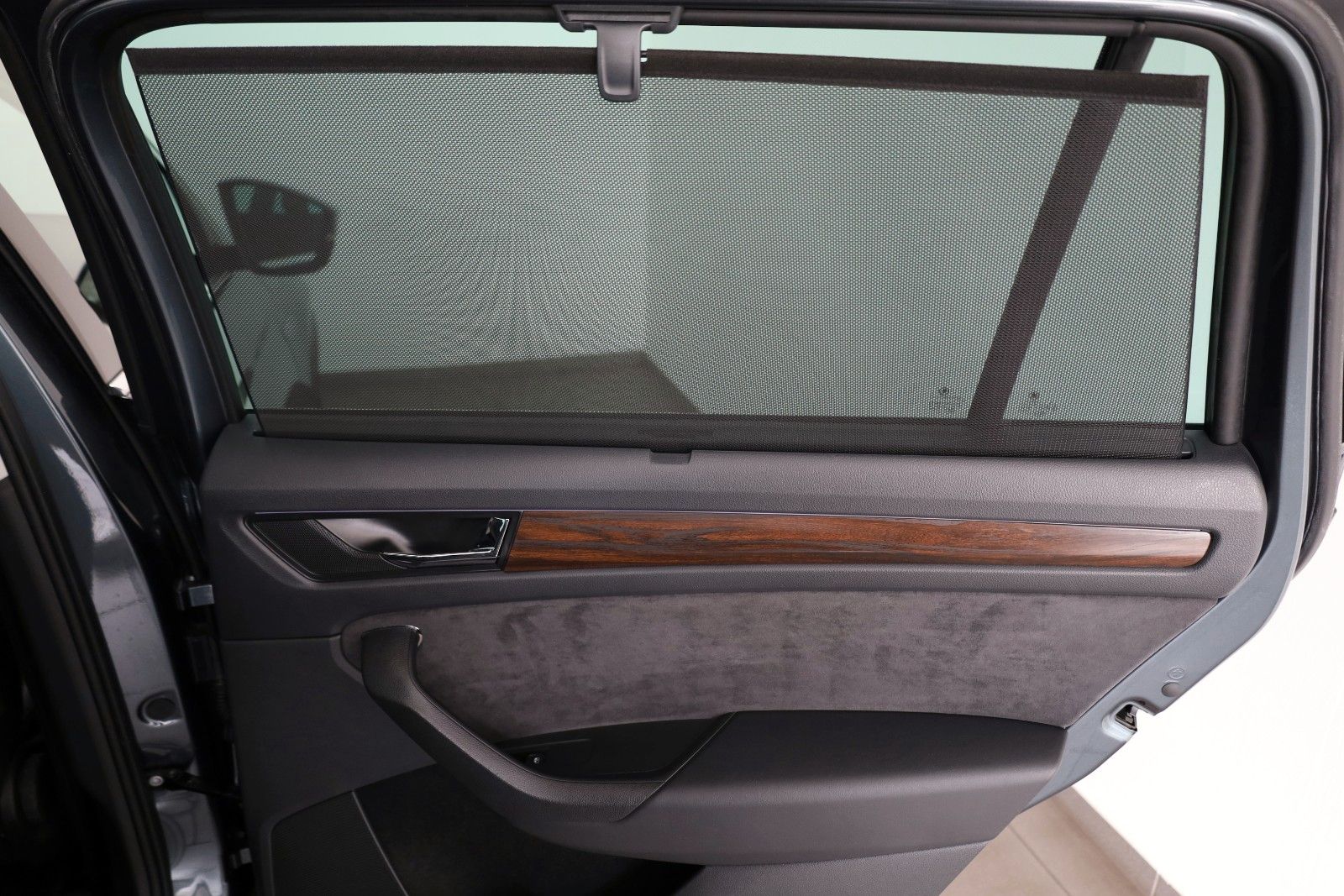 Fahrzeugabbildung SKODA Kodiaq Scout 4x4 7Si,TLeder,Navi,LED,Kamera,AHK
