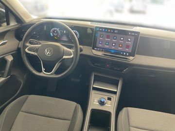 Volkswagen Tiguan - 10