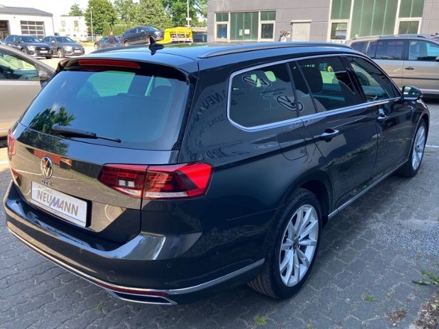 Passat Variant 1.4 TSI GTE  KLIMA LED NAVI ALU